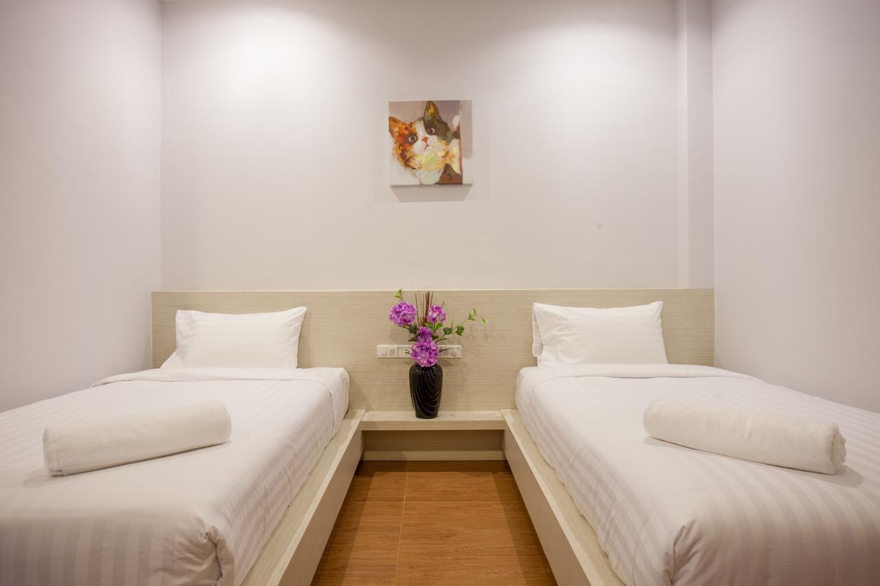 Lin House Hotel Thalang Exterior photo